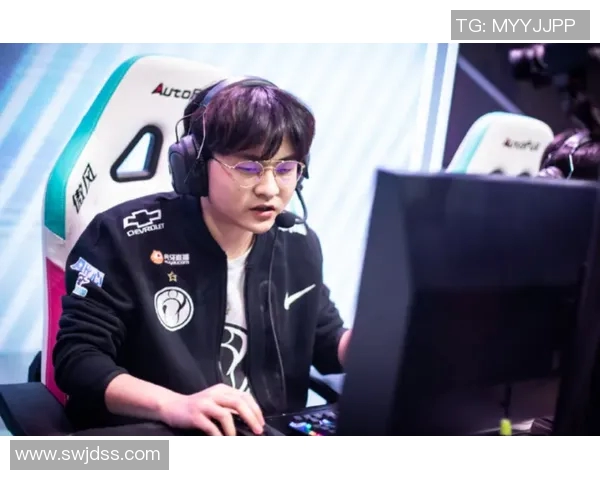 赛后复盘WE与EDG对决中的战术意识与团队配合分析 赛后复盘WE与EDG对决中的战术意识与团队配合分析